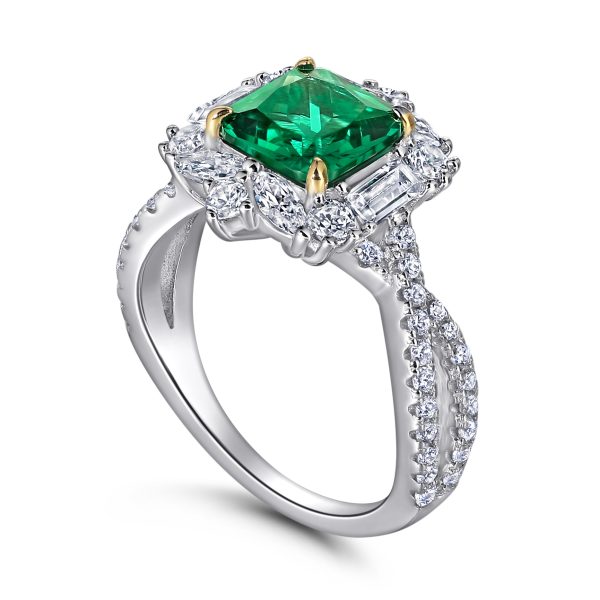 Exquisite S925 Silver 2 Carat Emerald High Carbon Diamond Ring – Stunning Green Gemstone Statement Jewelry for Women - Image 2