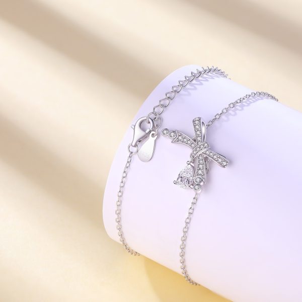 S925 Silver Teardrop Bow Bracelet – Graceful and Chic Jewelry Design for a Delicate and Feminine Touch - Image 3