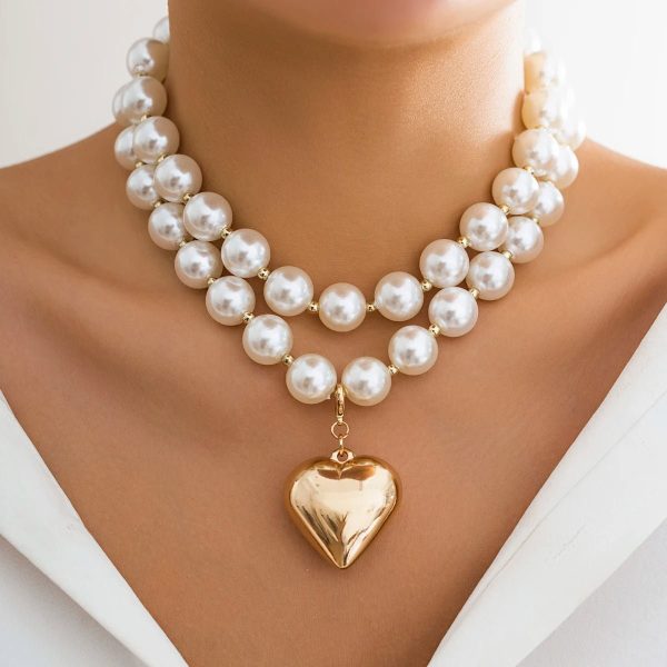 Layered Statement Pearl Heart Necklace – Elegant Bold Style