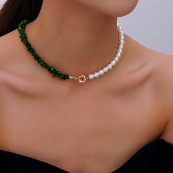 Elegant Pearl Statement Choker Necklace – Timeless Sophistication - Image 4