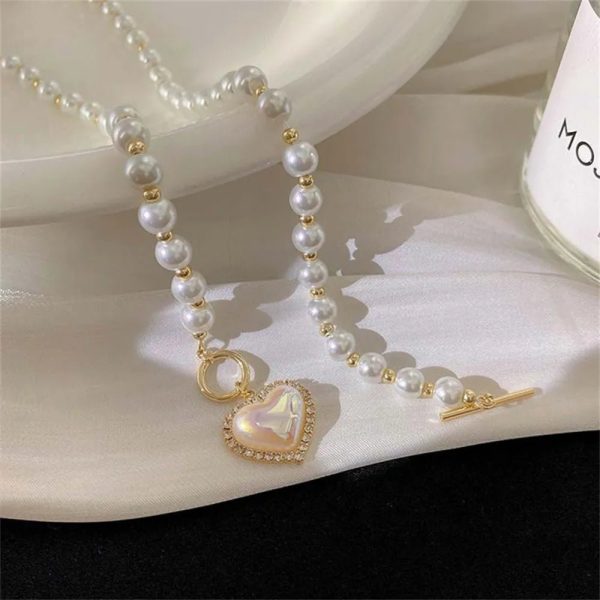 Pearl Choker Necklace with Heart Clasp – Romantic & Elegant Touch - Image 5