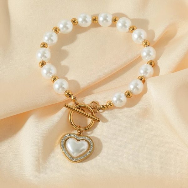 Pearl Choker Necklace with Heart Clasp – Romantic & Elegant Touch - Image 6